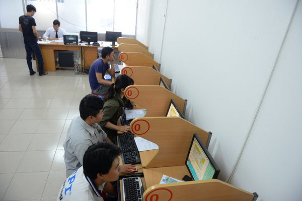 phòng thi sát hạch gắn camera