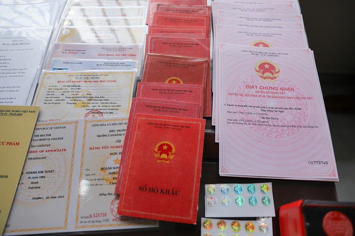 Dịch vụ làm giấy tờ giả
